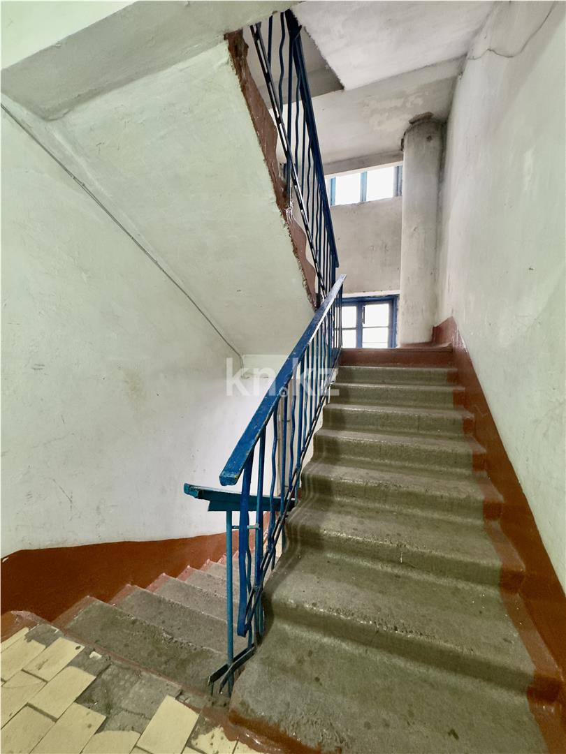 Продажа 2-комнатной квартиры, 49 м², мкр-н Восток-3, дом  16 - Продажа квартир в Караганде фото 17 из 19