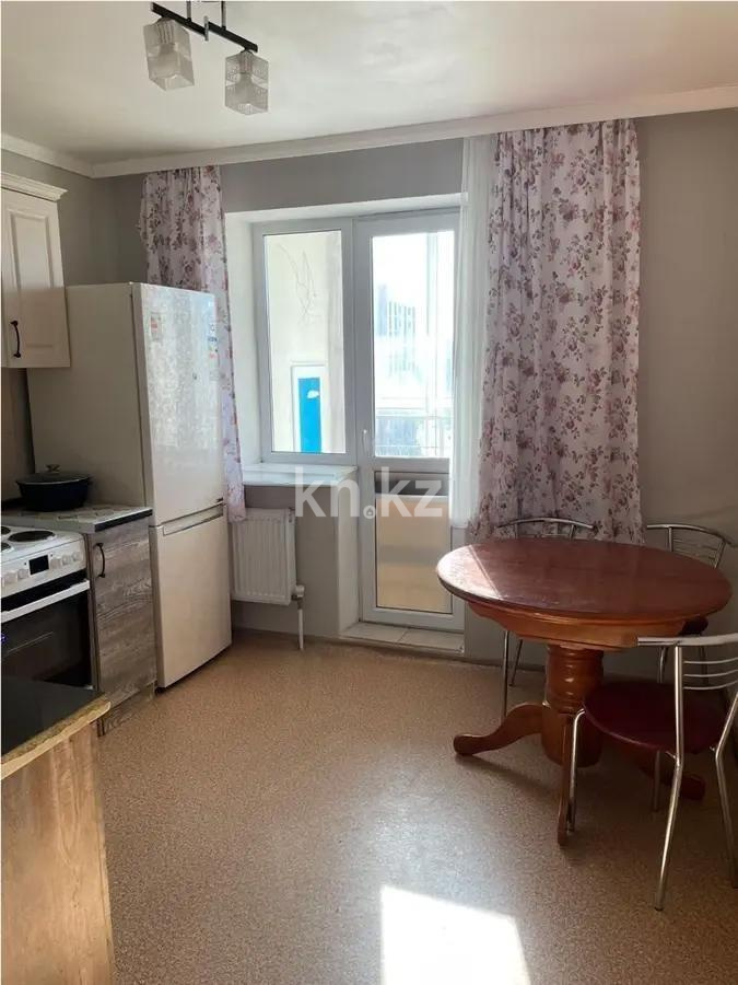 Продажа 2-комнатной квартиры, 49 м², пр. Кошкарбаева, дом  39 - Продажа жилой и коммерческой недвижимости в Астане фото 2 из 2