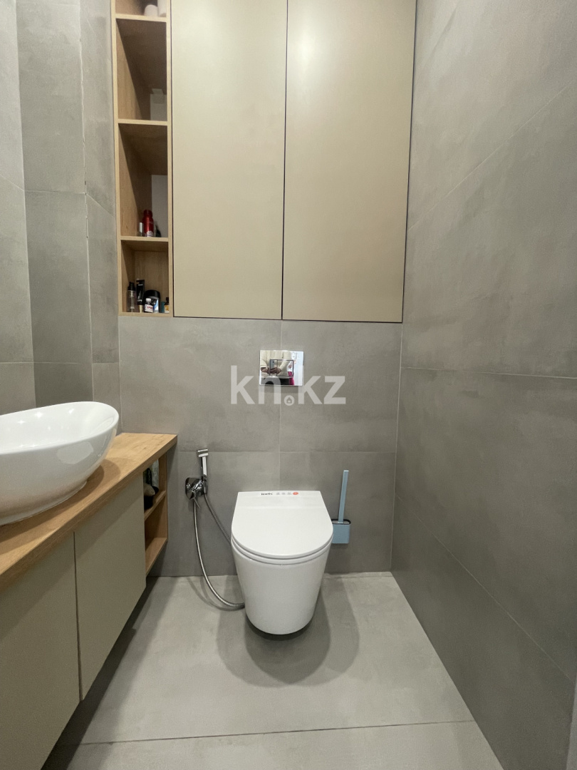 Продажа 3-комнатной квартиры, 74.8 м², ул. Муканова, дом  61/2 - Продажа квартир в Караганде фото 14 из 23