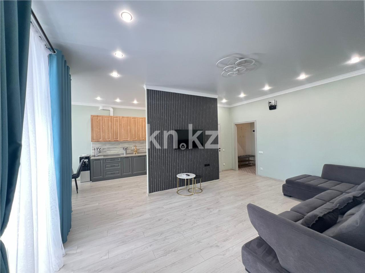 Продажа 2-комнатной квартиры, 63 м², мкр-н Степной-3, дом  1/10 - Продажа квартир в Караганде фото 3 из 17