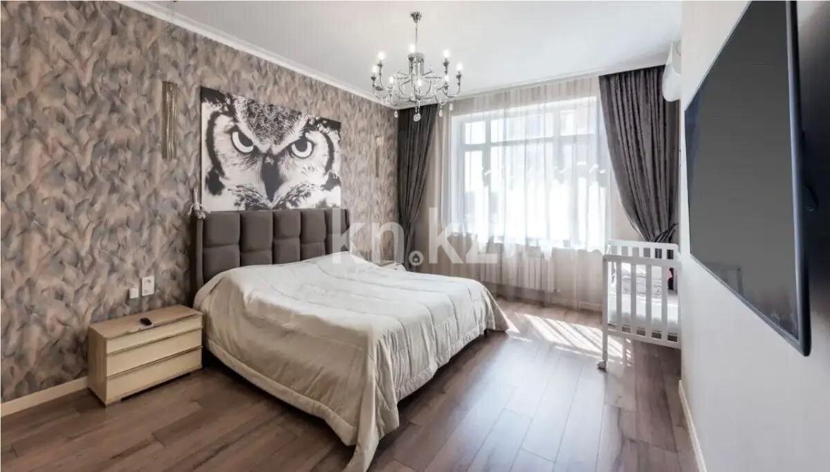 Продажа 4-комнатной квартиры, 130 м² в Астане