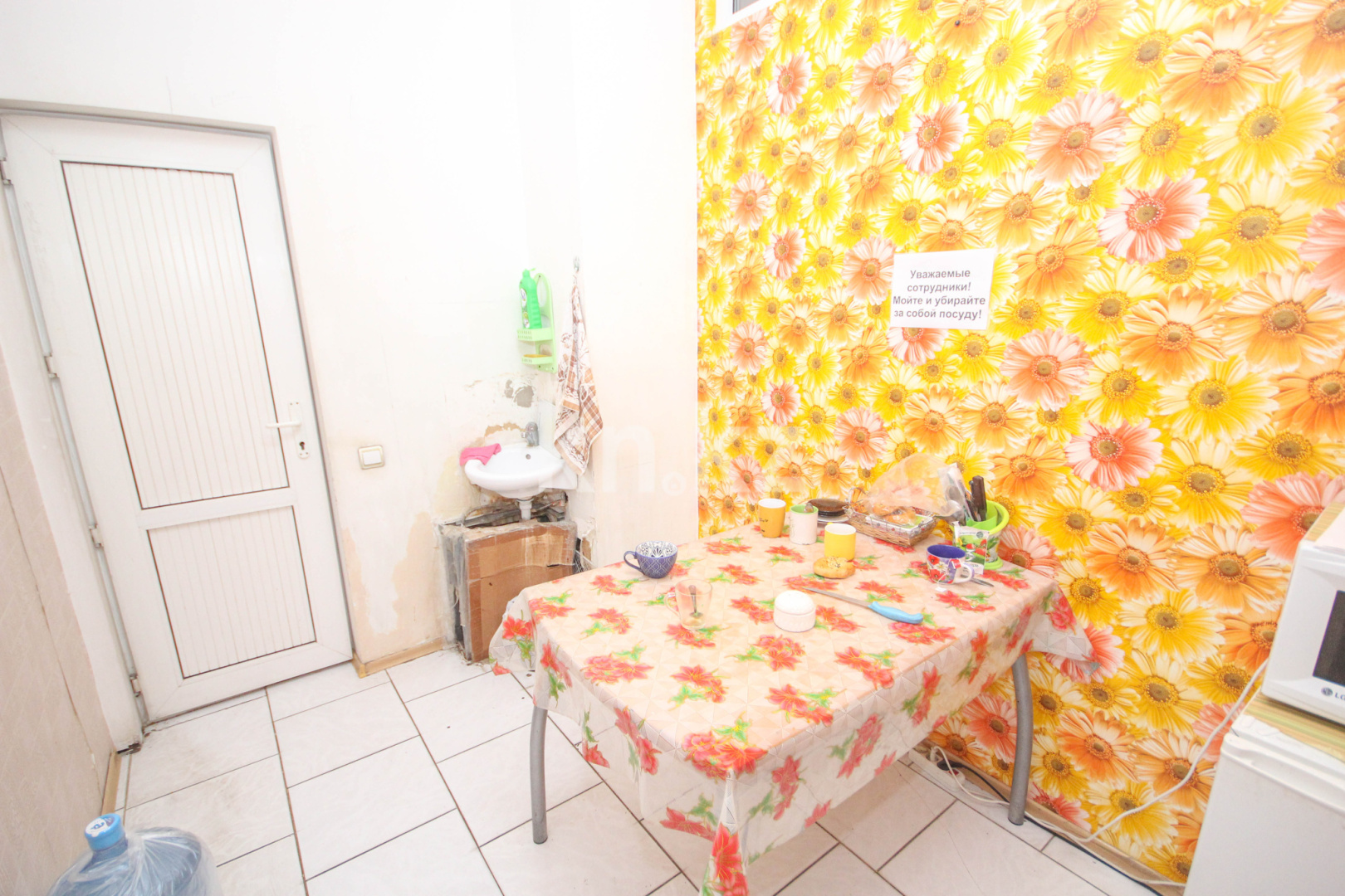 Аренда , мкр-н Коктем-2 - Аренда офисных и торговых помещений в Алматы фото 12 из 13