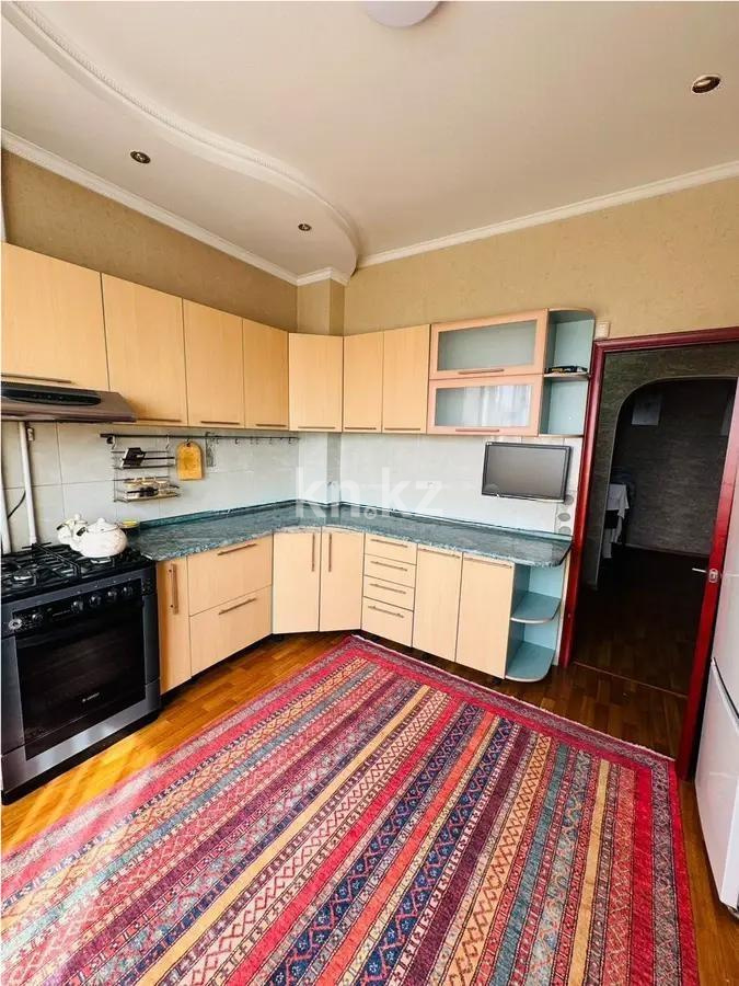 Продажа 2-комнатной квартиры, 65 м², мкр-н Сайран, дом  13 в Алматы - фото 3