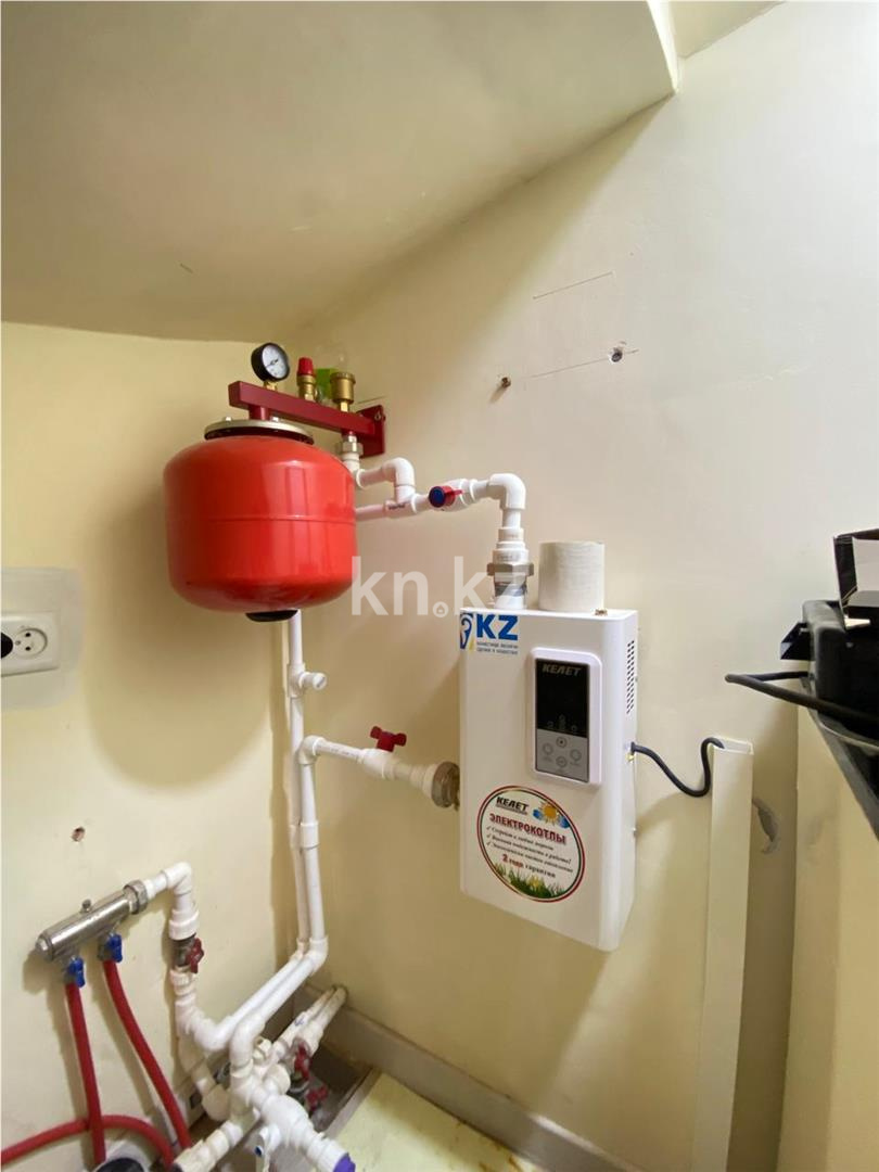 Продажа 2-комнатной квартиры, 60 м² - Продажа двухкомнатных квартир на Юго-Востоке Караганды фото 12 из 17