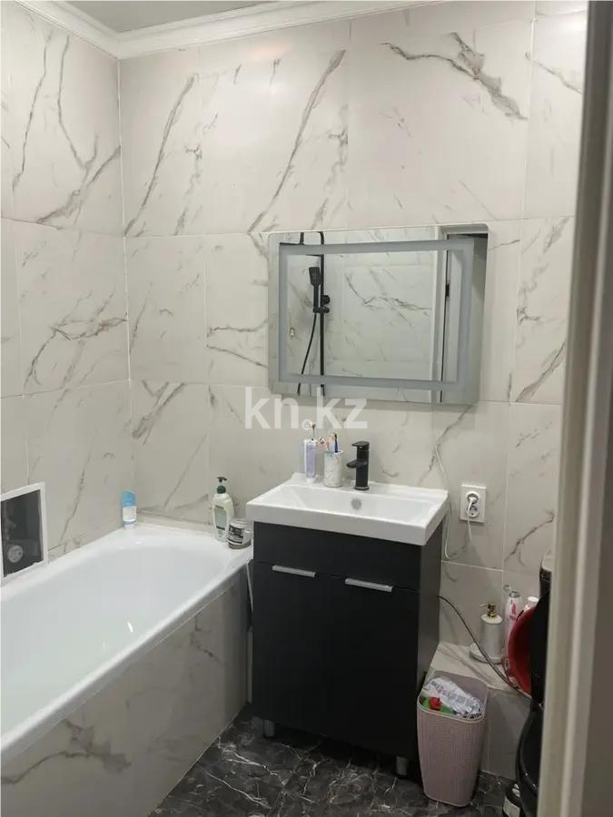 Продажа 2-комнатной квартиры, 52 м², пр. Богенбай батыра, дом  24/2 в Астане - фото 4