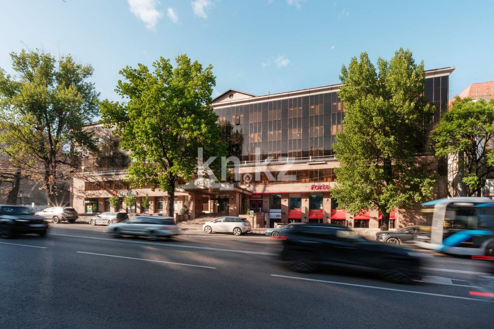 Аренда , Достык, дом  43 - Аренда офисных и торговых помещений в Алматы фото 3 из 11