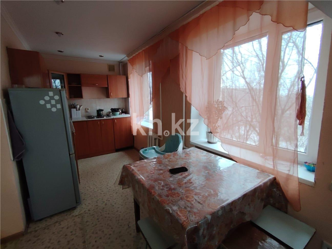 Продажа 4-комнатной квартиры, 64 м² в Караганде - фото 6