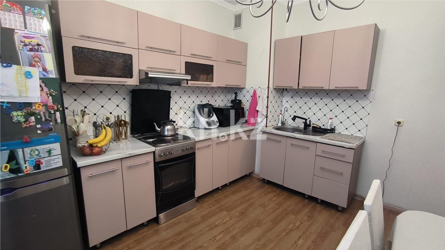 Продажа 3-комнатной квартиры, 81 м², ул. Сарыарка - Продажа квартир в Караганде фото 11 из 21