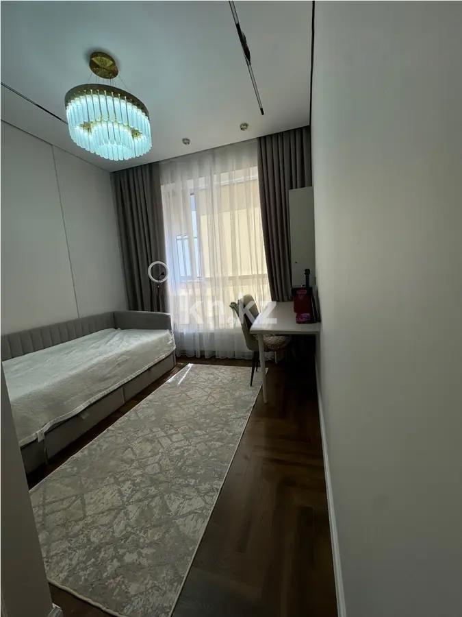 Продажа 4-комнатной квартиры, 98 м², ул. Казыбек би, дом  7/1 в Астане - фото 2