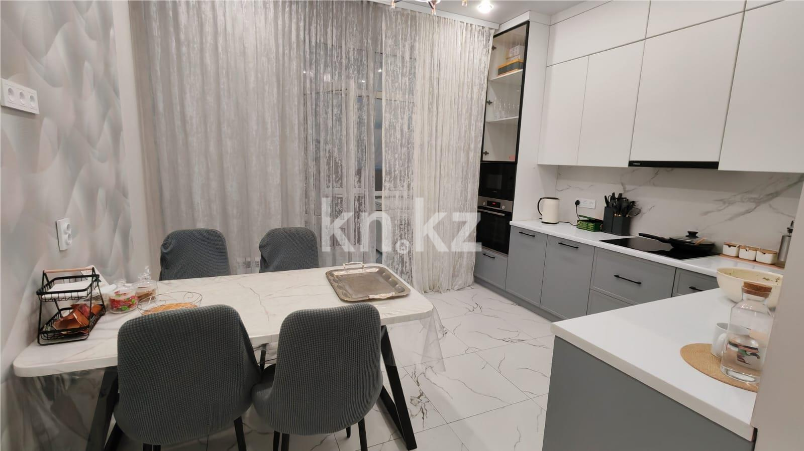 Продажа 3-комнатной квартиры, 92 м², ул. Дюсембекова в Караганде - фото 14