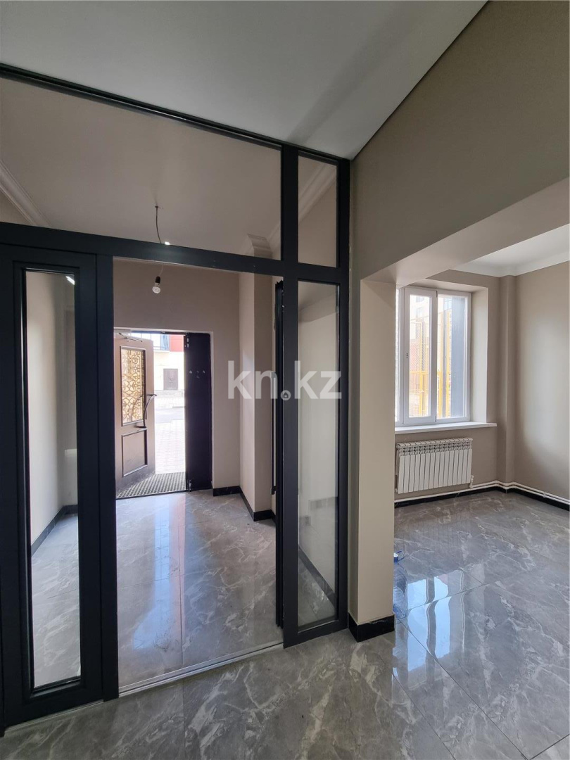 Продажа 4-комнатной квартиры, 120 м², ул. Дюсембекова - Продажа  четырехкомнатных квартир в Караганде фото 26 из 28