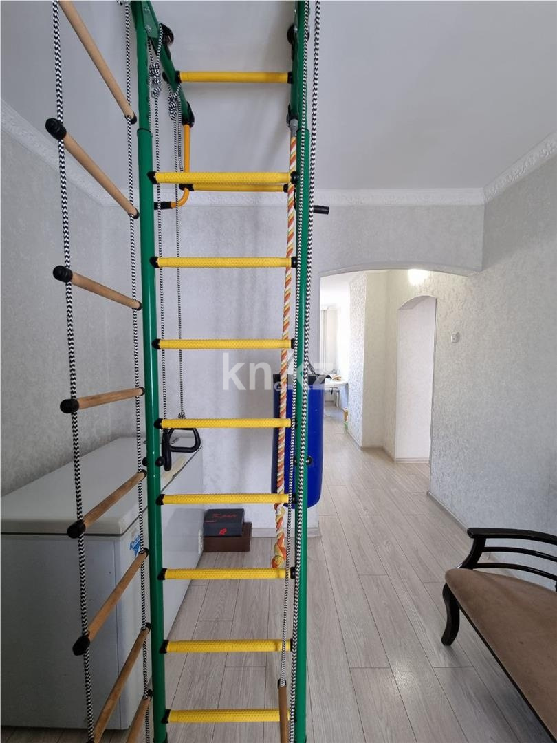 Продажа 4-комнатной квартиры, 82 м² в Караганде - фото 15
