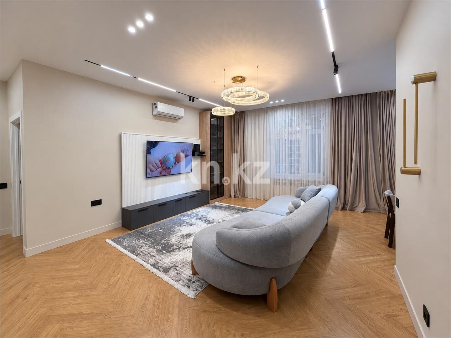 Продажа 4-комнатной квартиры, 125 м² в Караганде - фото 4