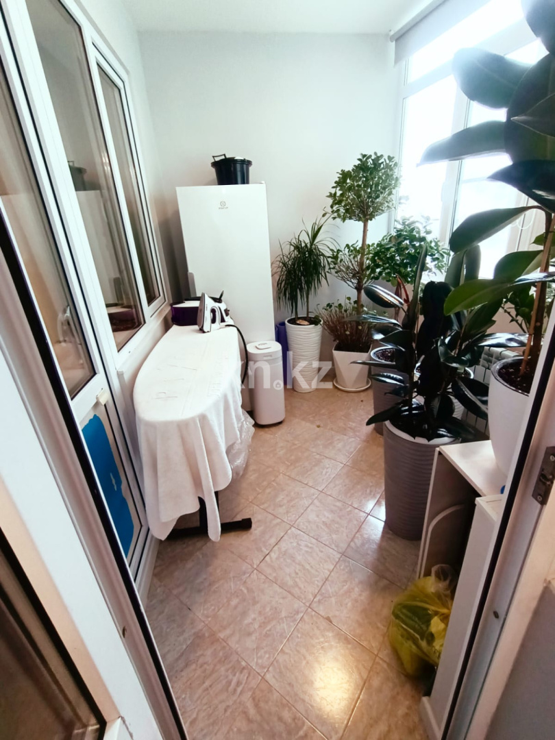 Продажа 4-комнатной квартиры, 129.4 м², ул. Кенесары хана - Продажа и аренда недвижимости в Алматы фото 35 из 40