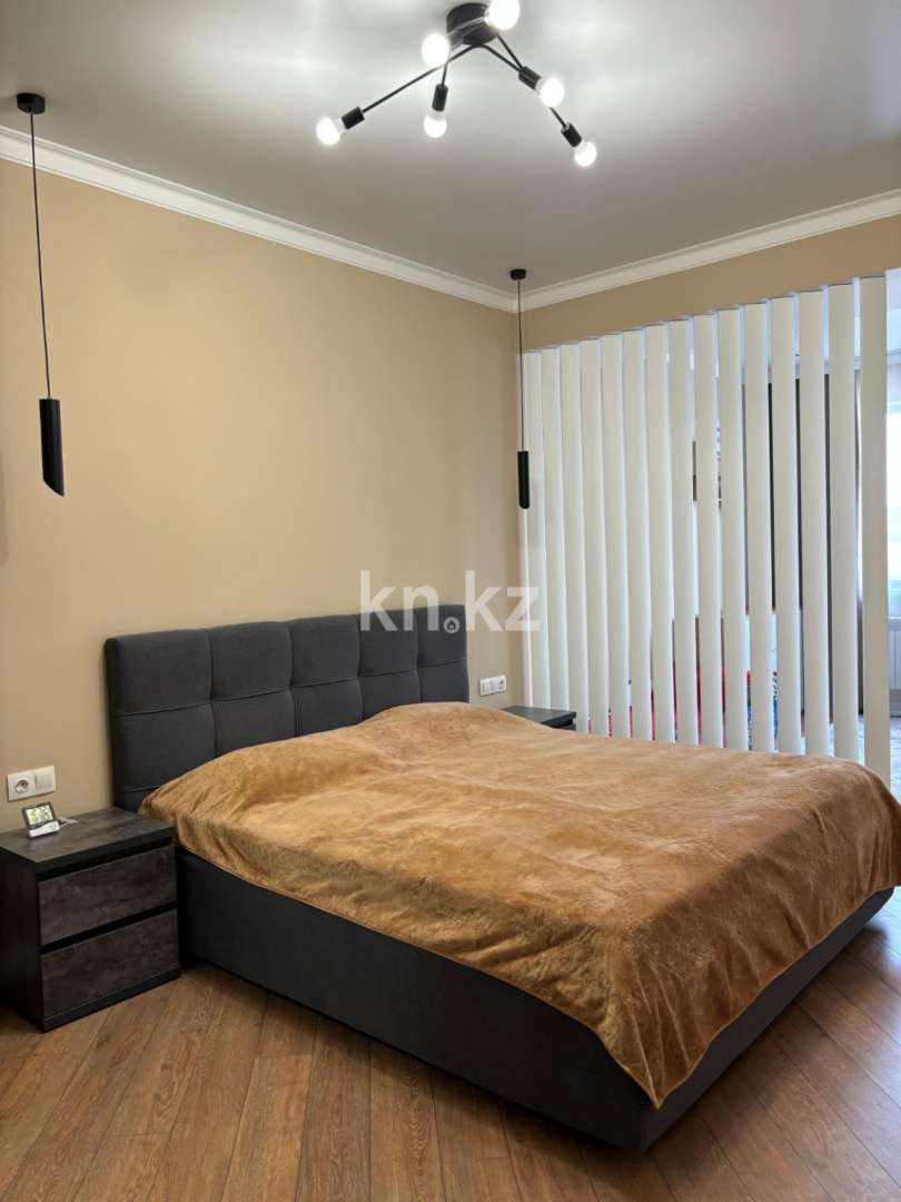 Продажа 2-комнатной квартиры, 74.1 м², ул. Бегалина - Продажа квартир в Алматы фото 1 из 32