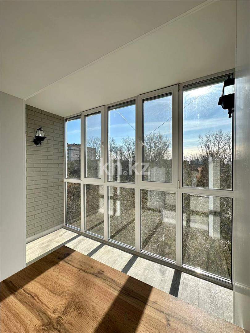 Продажа 3-комнатной квартиры, 61 м², ул. Аманжолова - Продажа квартир в Караганде фото 5 из 15