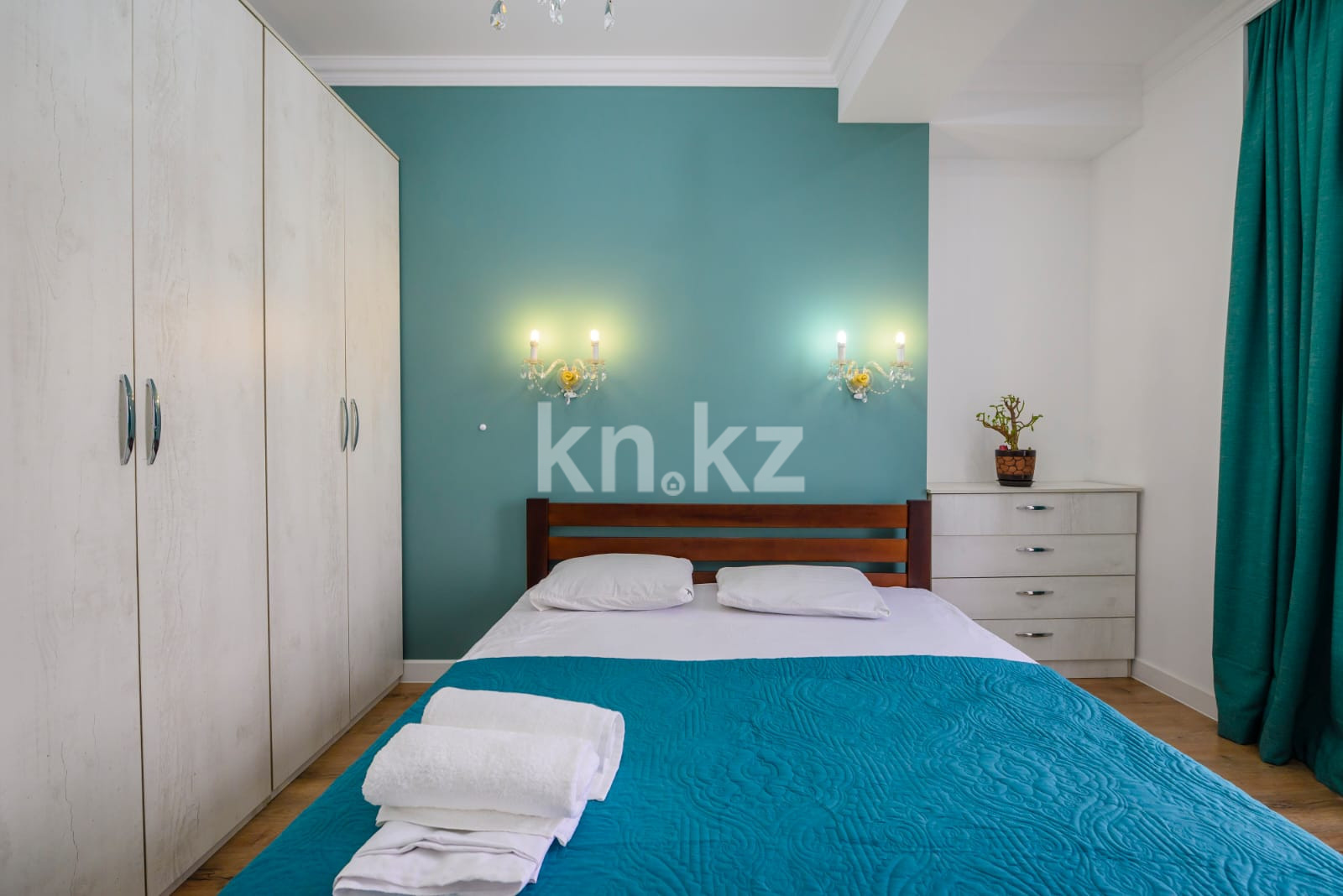 Аренда 3-комнатной квартиры посуточно, 75 м² - Аренда трехкомнатных квартир посуточно в Алматы фото 6 из 18