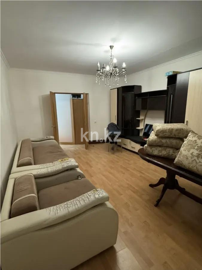 Продажа 2-комнатной квартиры, 70 м², ул. Сейфуллина, дом  4/2 - Продажа  двухкомнатных квартир в Астане без посредников фото 1 из 7