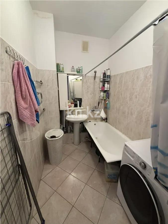 Продажа 2-комнатной квартиры, 69 м², ул. Омарова, дом  13 в Астане - фото 5