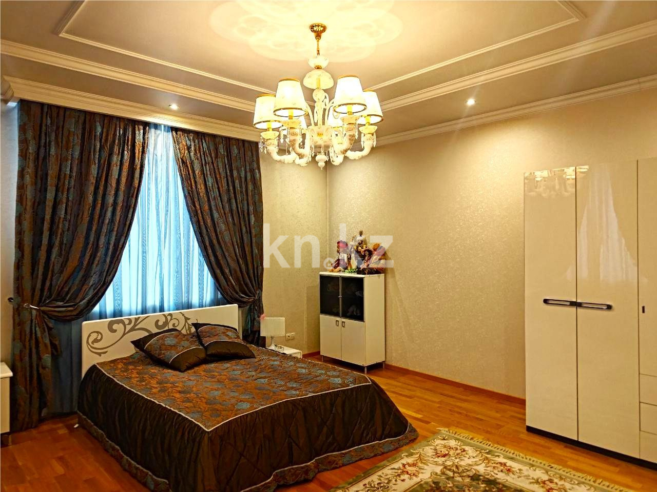 Продажа 8-комнатного дома, 433 м² - Продажа пятикомнатных и более домов, коттеджей в Караганде фото 9 из 48