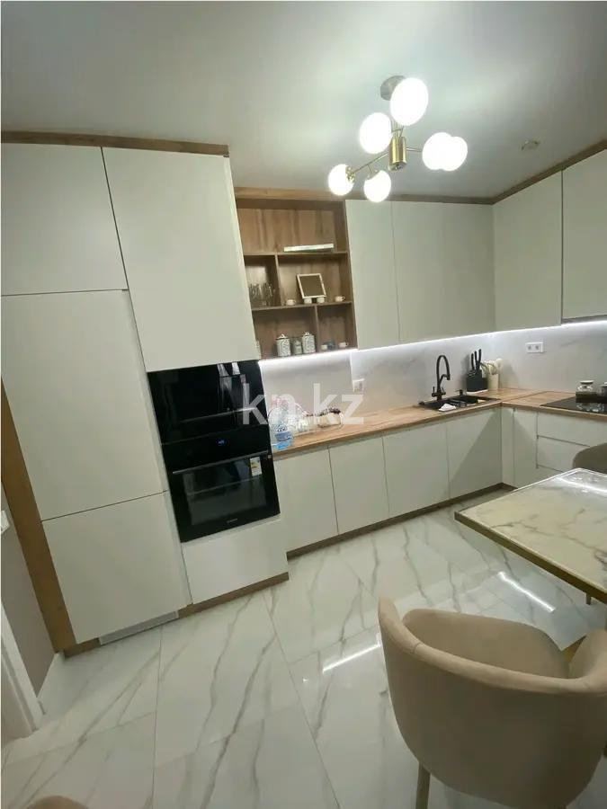 Продажа 2-комнатной квартиры, 74 м², ул. Толе би, дом  189/3 в Алматы - фото 3