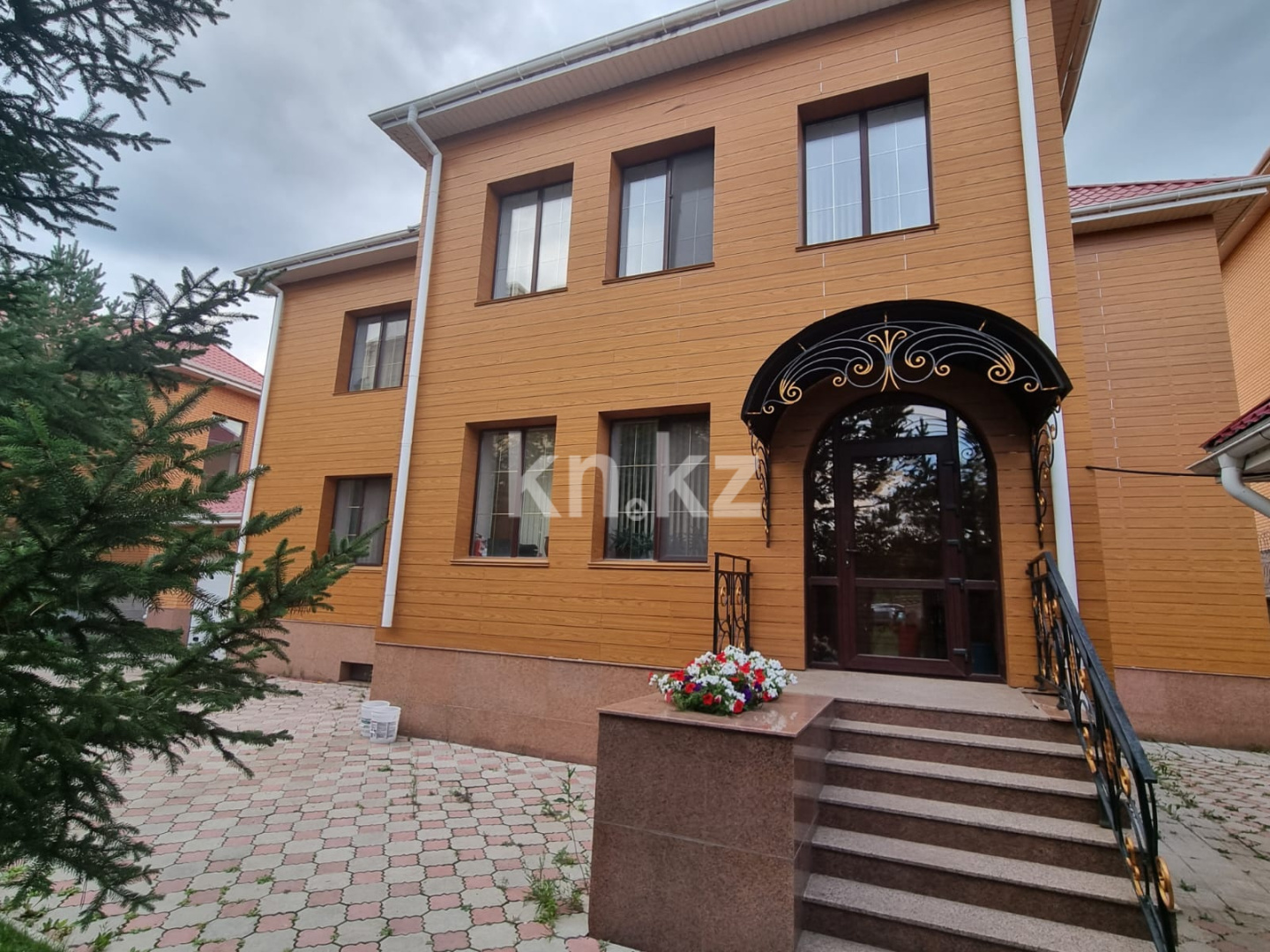 Продажа 7-комнатного дома, 450 м², Комсомольский - Продажа домов, коттеджей в Казахстане фото 11 из 11