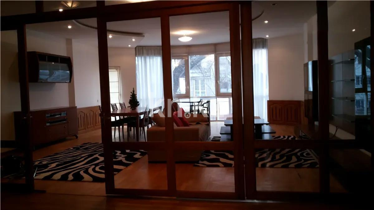 Продажа 4-комнатной квартиры, 258 м², пр. Достык, дом  132 - Продажа  четырехкомнатных квартир в новостройках Алматы без посредников фото 1 из 8