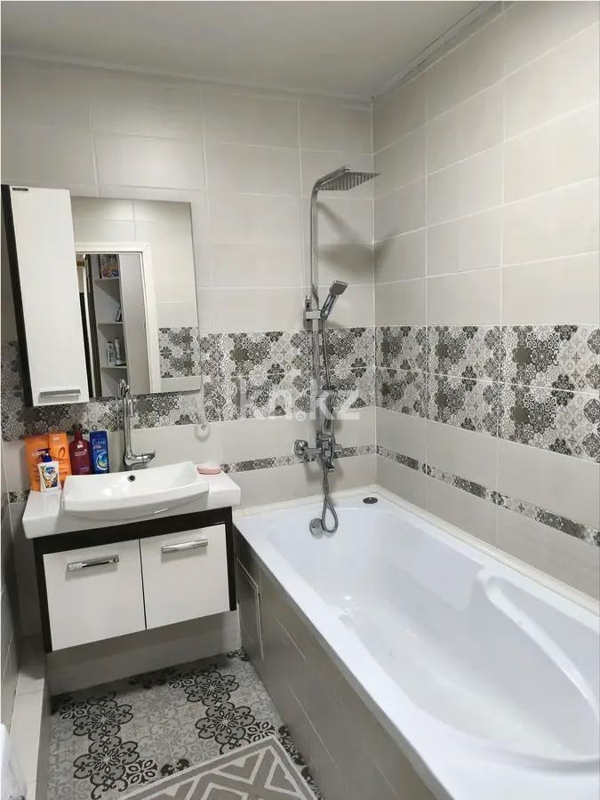 Продажа 2-комнатной квартиры, 59 м², ул. Байтерекова, дом  47 в Алматы - фото 4