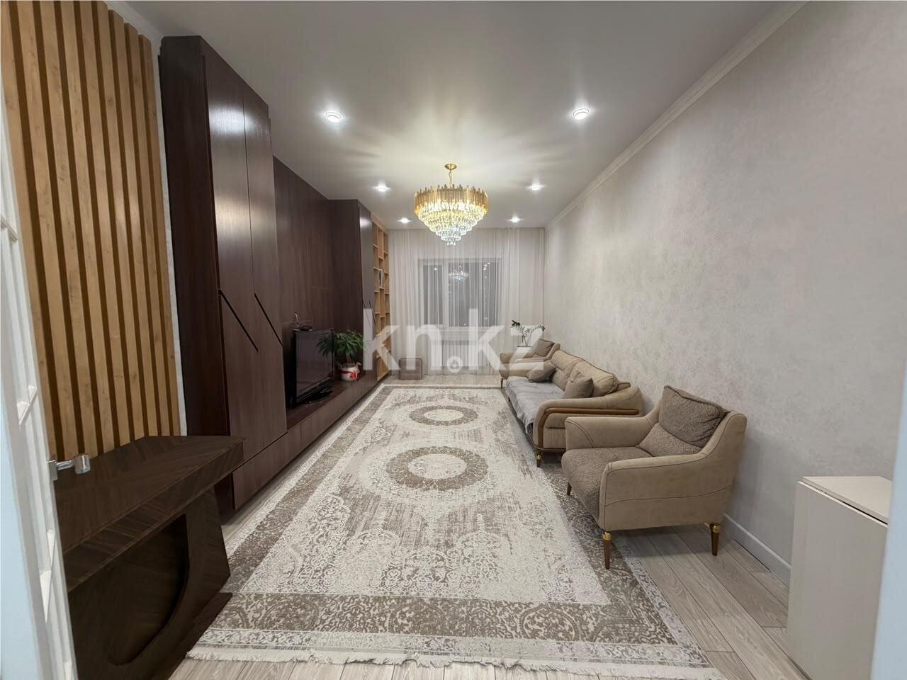 Продажа 4-комнатной квартиры, 107 м² в Караганде