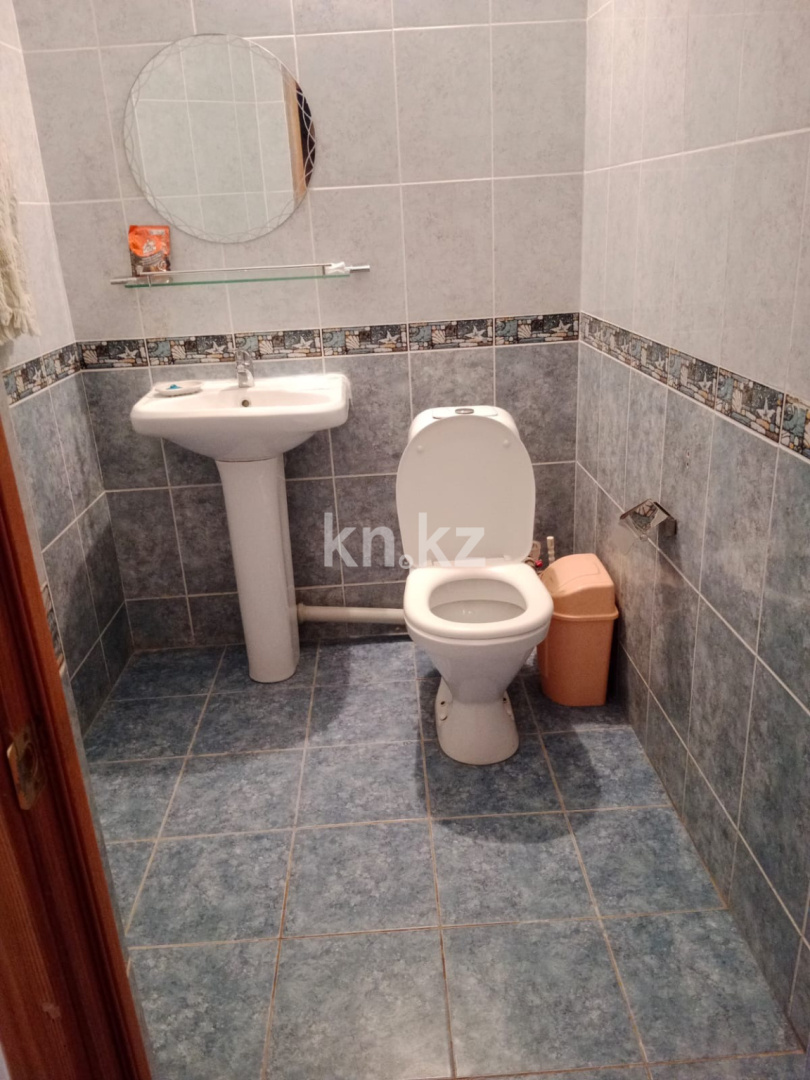 Аренда 3-комнатной квартиры, 125 м², ул. Достык, дом  13 - Аренда квартир помесячно в Казахстане фото 14 из 15