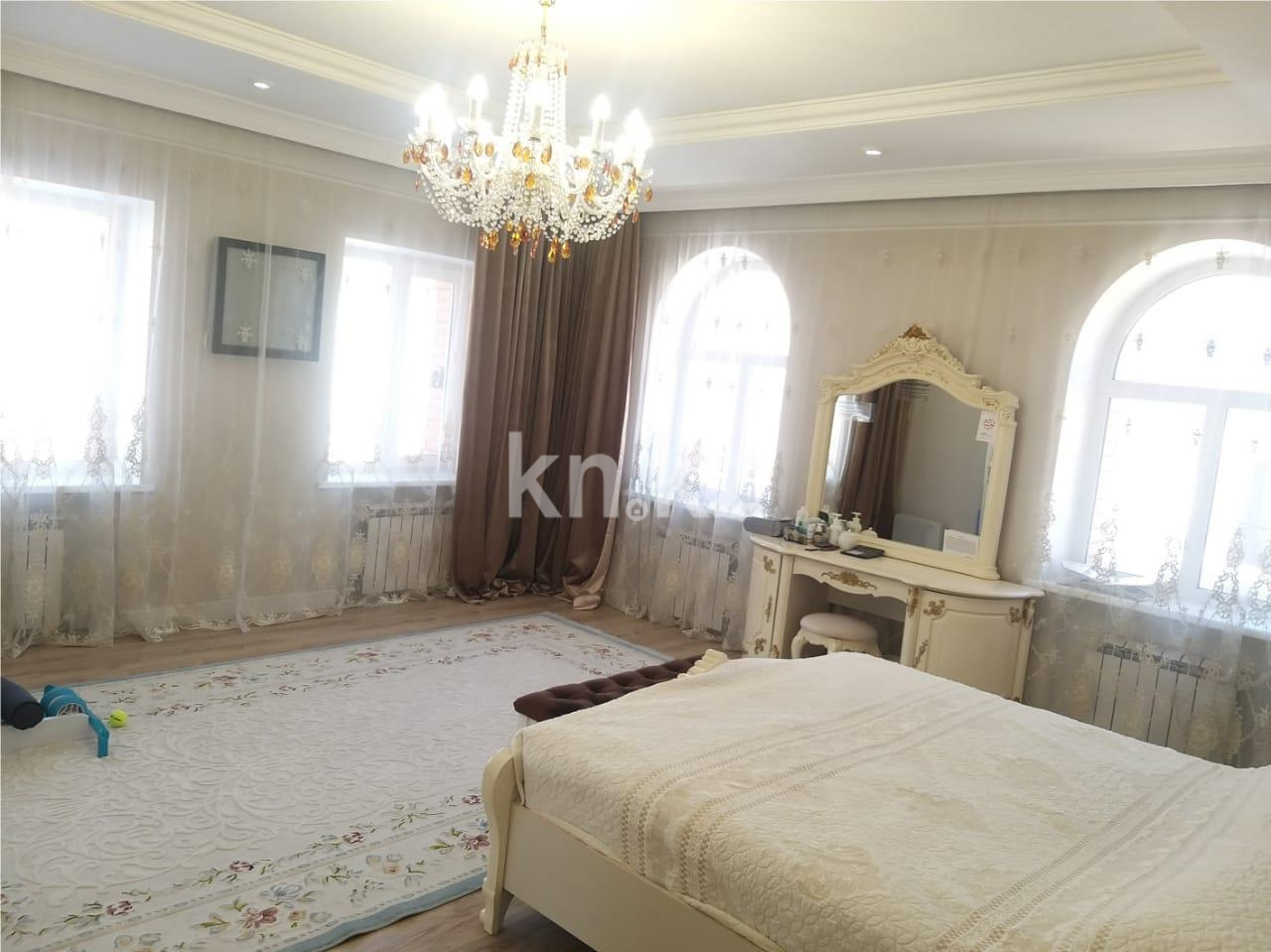 Продажа 5-комнатного дома, 520 м², ул. Муканова - Продажа домов, коттеджей в Караганде фото 18 из 51