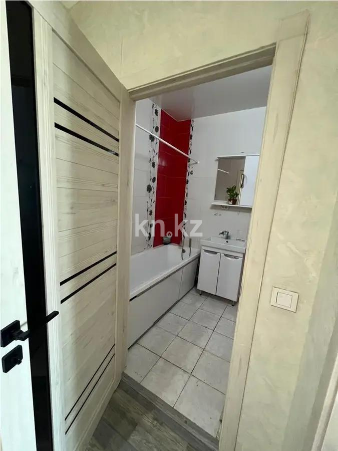 Продажа 2-комнатной квартиры, 59.8 м², ул. Караменде Би Шакаулы, дом  1 в Астане - фото 5