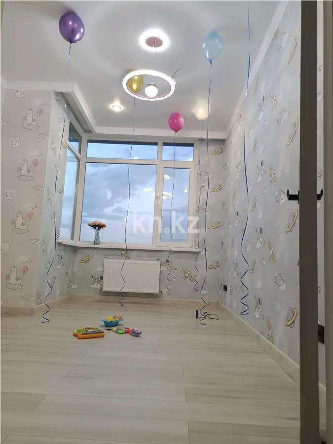 Продажа 3-комнатной квартиры, 82 м², ул. Нажимеденова, дом  13/1 - Продажа  трехкомнатных квартир в Астане без посредников с фото фото 1 из 1
