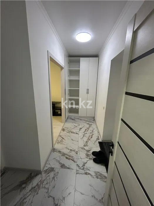 Продажа 1-комнатной квартиры, 38 м², ул. Кордай, дом  99 в Астане - фото 4