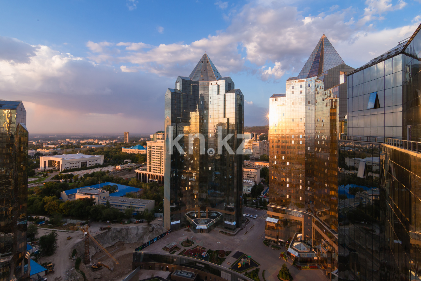 Продажа 2-комнатной квартиры, 63.1 м², пр. Аль-Фараби, дом  11/2 в Алматы - фото 14 Продажа 2-комнатной квартиры, 63.1 м², пр. Аль-Фараби, дом  11/2 в Алматы - фото 14