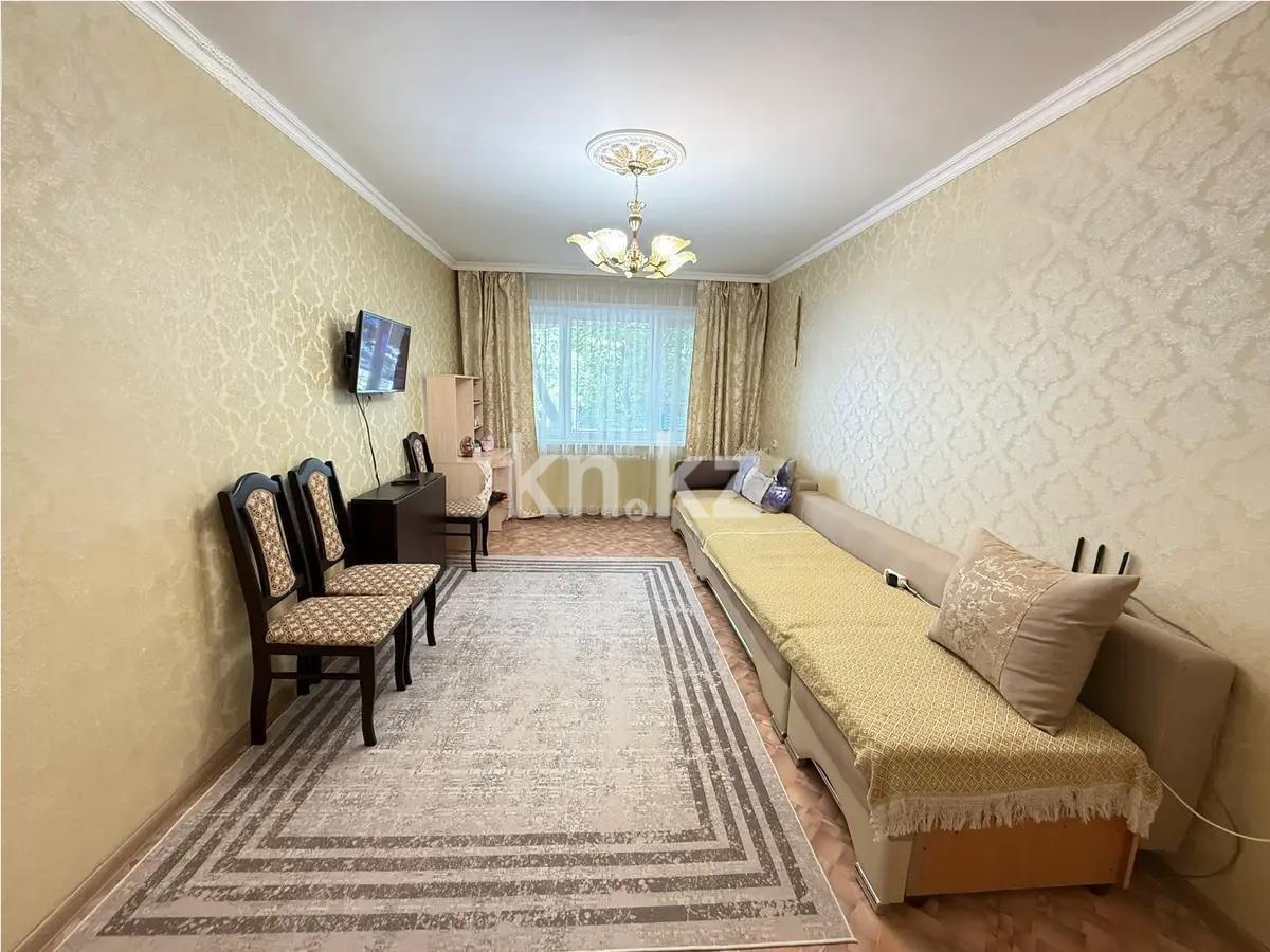 Продажа 2-комнатной квартиры, 44 м², ул. Гапеева, дом  27 - Продажа квартир в Караганде фото 1 из 5