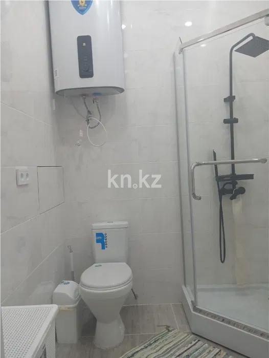 Продажа 1-комнатной квартиры, 42 м², ул. Дюсембекова, дом  83/1 в Караганде - фото 3