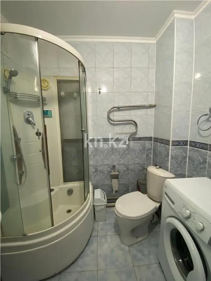 Продажа 2-комнатной квартиры, 44 м², мкр-н 8, дом  58 в Алматы - фото 4