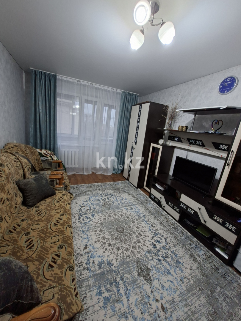 Продажа 1-комнатной квартиры, 31.5 м², ул. Ларина, дом  1 - Продажа квартир в Уральске фото 9 из 15