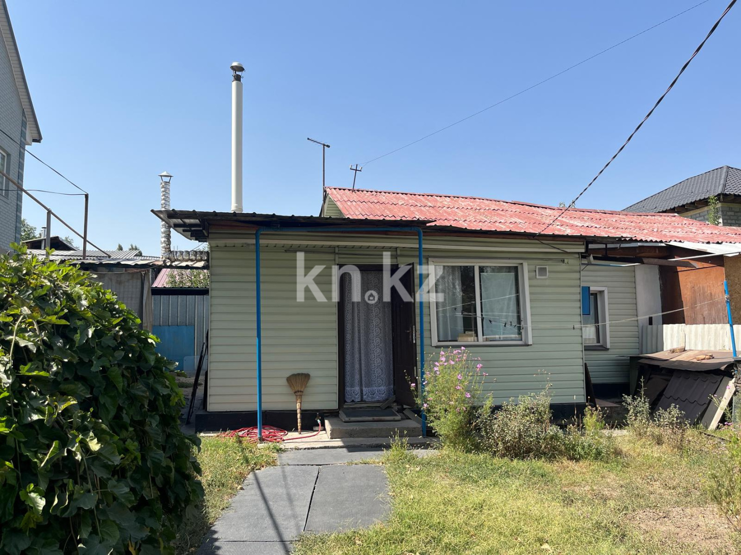 Продажа 3-комнатного дома, 63.8 м² - Продажа домов, коттеджей от собственников в Алматы фото 1 из 8