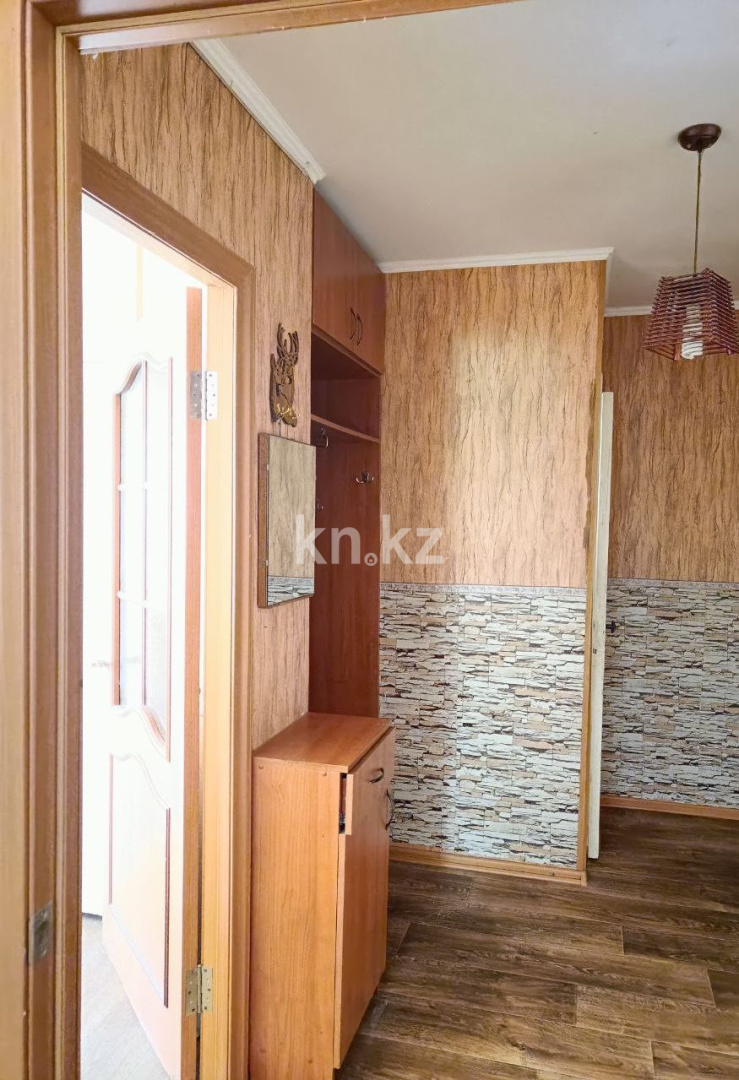 Продажа 3-комнатной квартиры, 63.5 м², пр. Ауэзова, дом  6 - Продажа  трехкомнатных квартир в Усть-Каменогорске фото 12 из 15