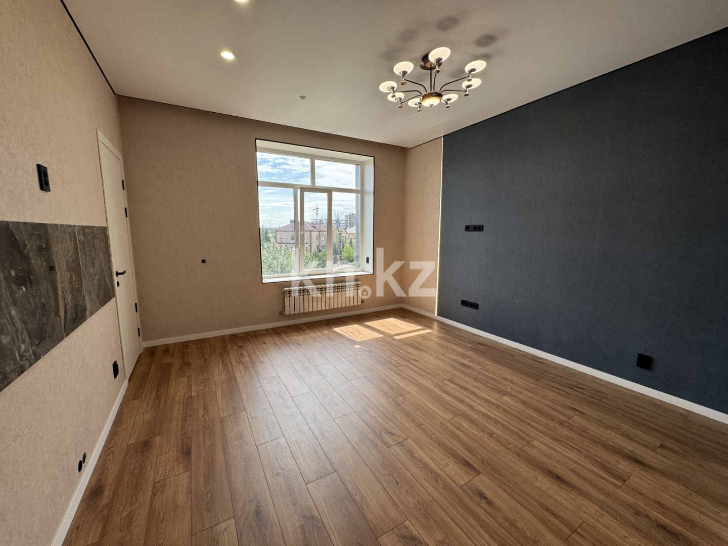 Продажа 2-комнатной квартиры, 40 м², ул. Кенжина - Продажа квартир в Караганде фото 1 из 17
