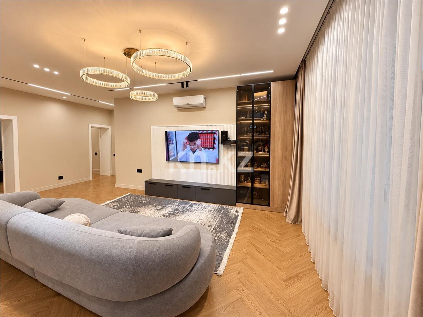 Продажа 4-комнатной квартиры, 125 м² в Караганде - фото 3