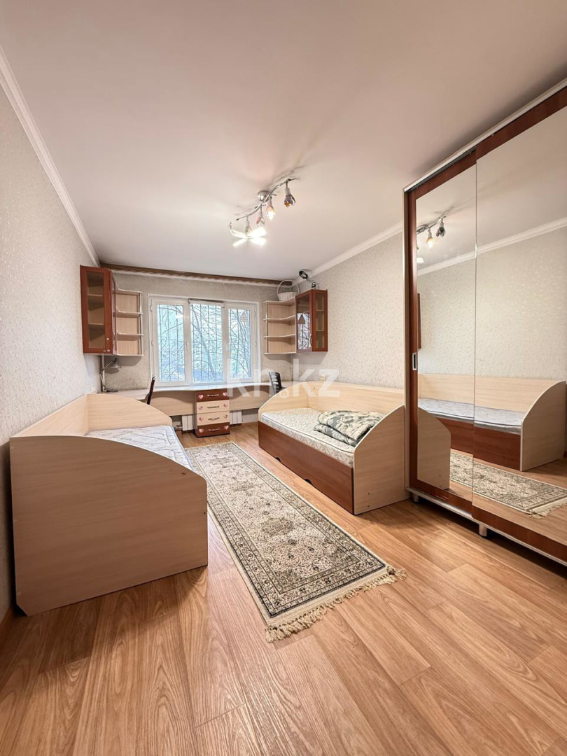 Продажа 3-комнатной квартиры, 70 м², ул. Жандосова в Алматы - фото 2