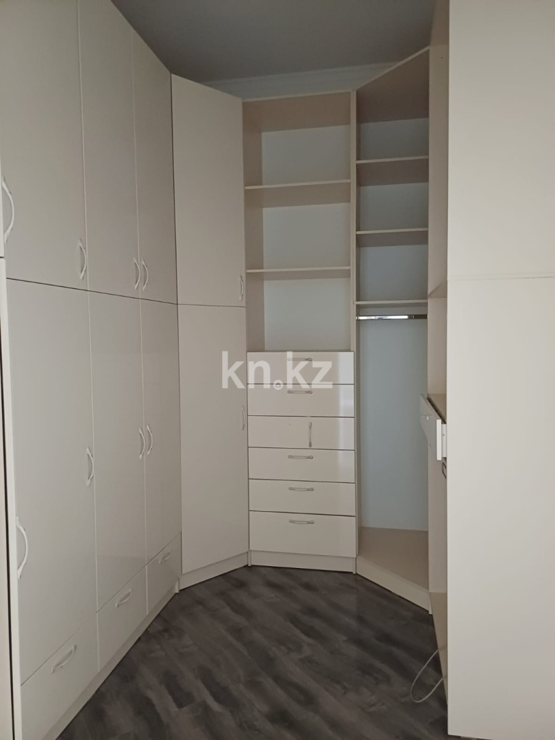 Продажа 5-комнатной квартиры, 270 м², ул. Бокейхана, дом  14 - Продажа  пятикомнатных квартир в новостройках Астаны фото 25 из 25