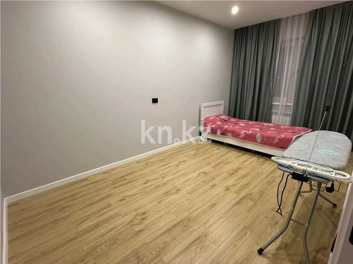 Продажа 4-комнатной квартиры, 100 м², ул. Жарокова, дом  269 - Продажа  четырехкомнатных квартир в Алматы без посредников фото 2 из 7