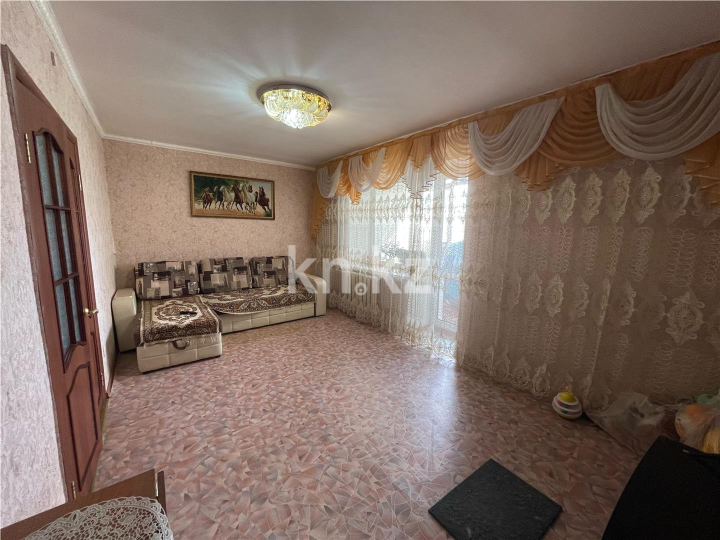 Продажа 3-комнатной квартиры, 63 м², ул. Гапеева - Продажа  трехкомнатных квартир в Караганде фото 1 из 13