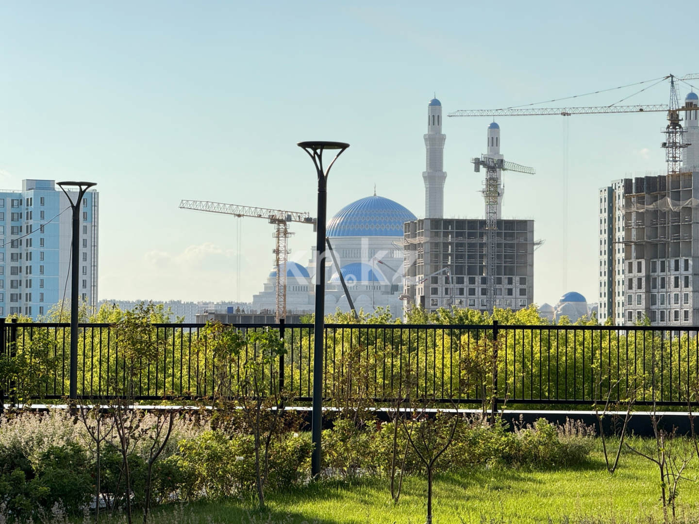 Продажа 4-комнатной квартиры, 126.5 м² в Астане - фото 37