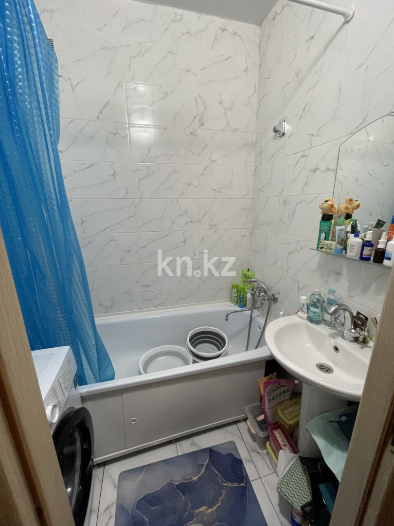 Продажа 3-комнатной квартиры, 62 м², пр. Шакарима, дом  161а - Продажа  трехкомнатных квартир в Усть-Каменогорске фото 10 из 13