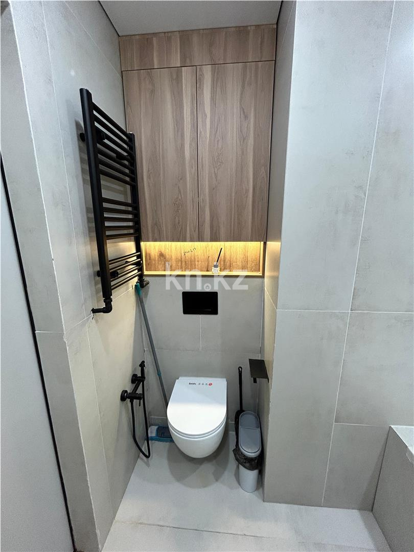 Продажа 3-комнатной квартиры, 83 м², ул. Муканова - Продажа  трехкомнатных квартир в Караганде фото 12 из 15